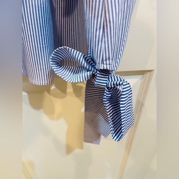 Boutique Brand Womens Plus Lace and Striped Blouse with bow 2X - Picture 5 of 8